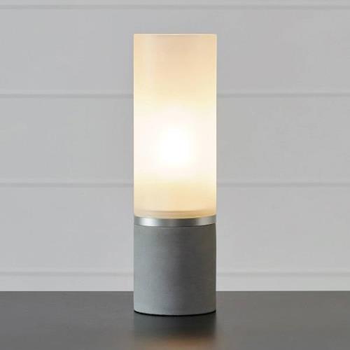 Markslöjd Bordslampa Molo, betongbas frostat glas höjd 40cm