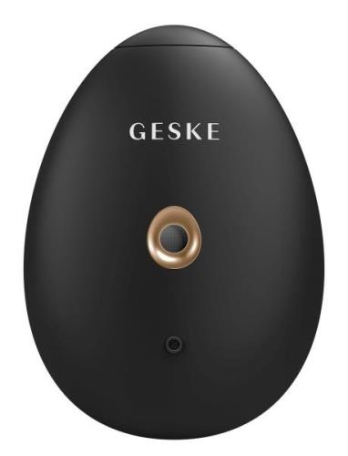 GESKE Facial Hydration Refresher | 4 In 1 Svart