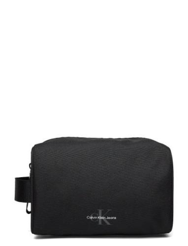 Calvin Klein Sport Essentials Washbag Svart