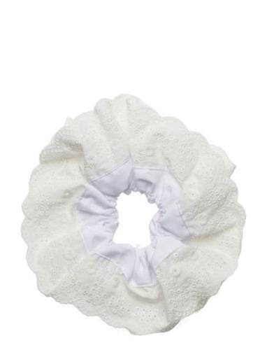 Becksöndergaard Musa Anglaise Scrunchie Vit