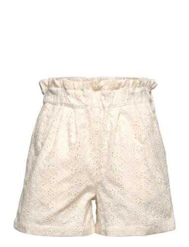 En Fant Shorts Broderie Anglaise Kräm