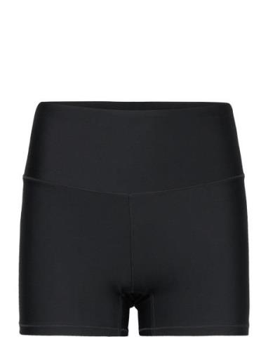 Casall Ultra High Waist Hot Pant Svart