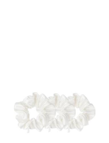 Cloud & Glow Silk Scrunchies 4 Cm White Vit