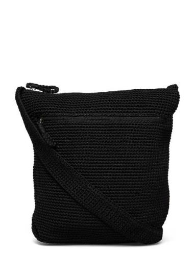 Ceannis Cross Body Bag Black Crochet Collection Svart