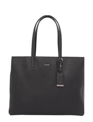 Calvin Klein Ck Must Medium Shopper_Mono Svart