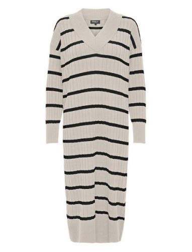 ONLY Onlnew Tessa L/S Midi V Dress Knt Noos Kräm