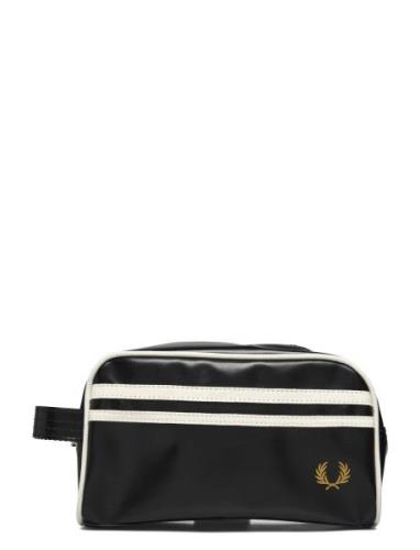 Fred Perry Coated Polyester Wash Bag Svart