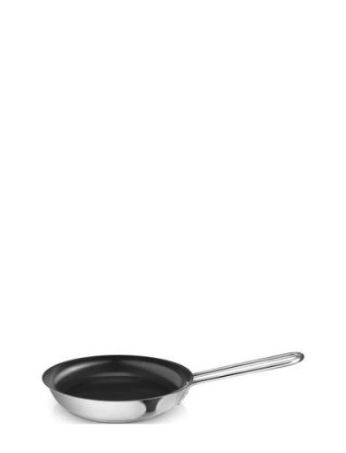 Eva Trio Stainless Steel Frying Pan 20 Cm Ceramic Slip-Let® Silver