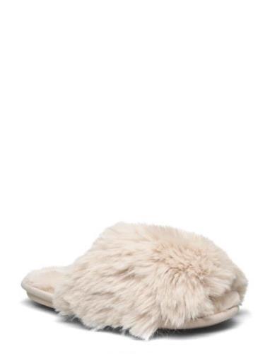 Lindex Indoor Slipper Super Fluffy Beige